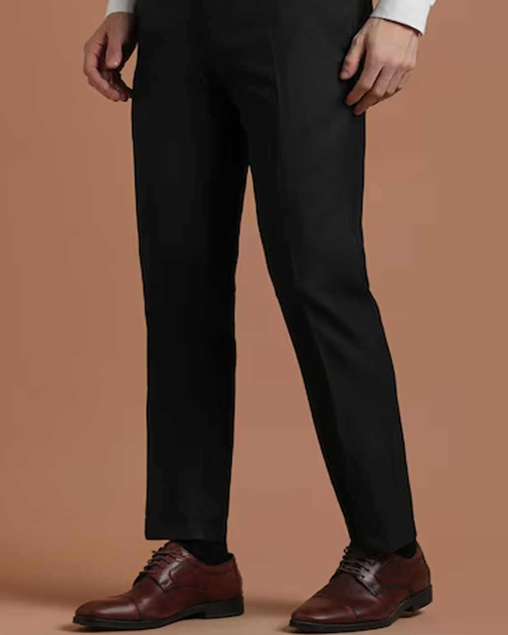 Men Black Slim Fit Solid Formal Trousers