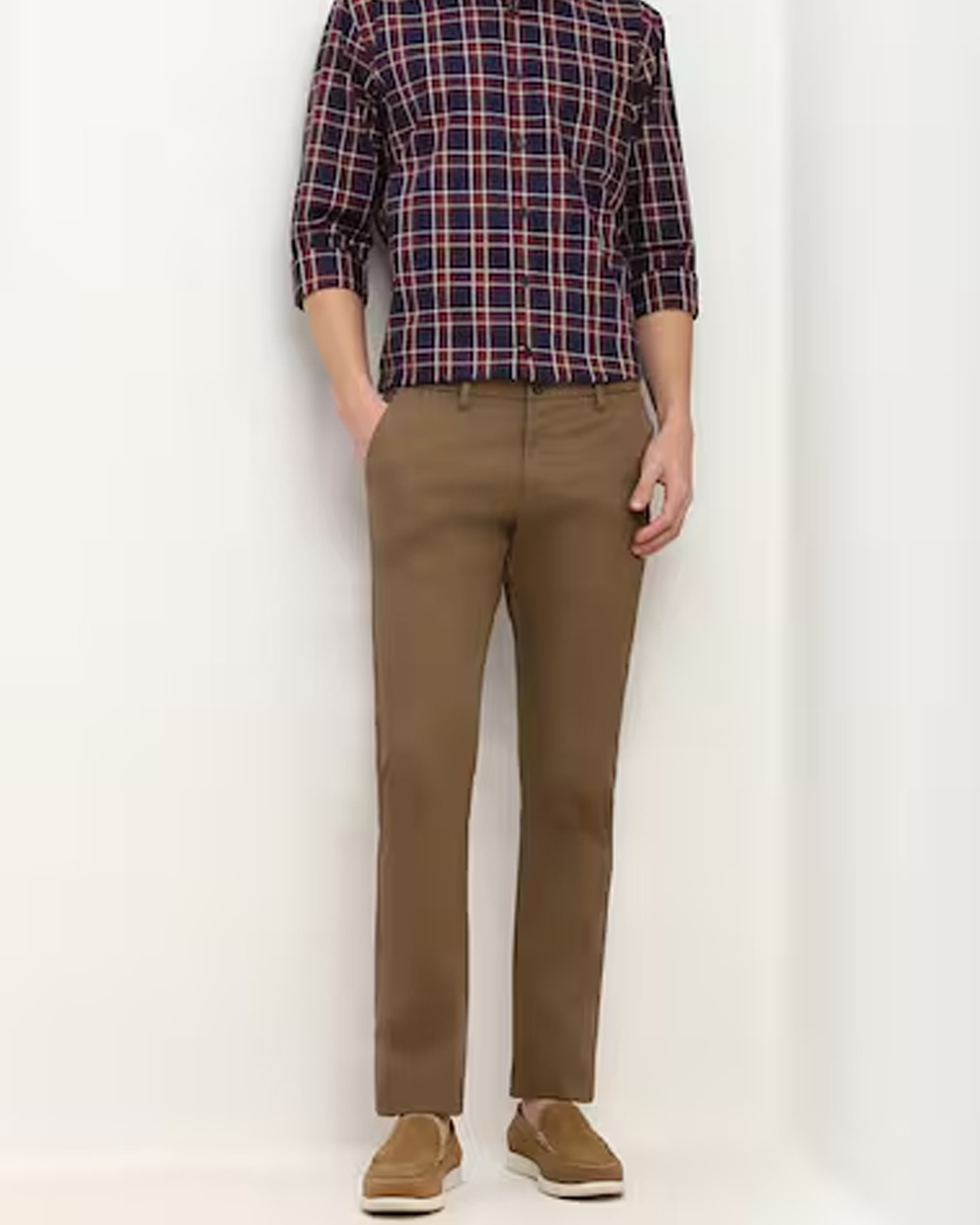 Men Brown Slim Fit Print Casual Trousers